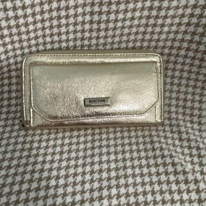 Kenneth Cole Gold Wallet